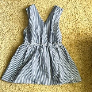 Banana Republic flowy Top